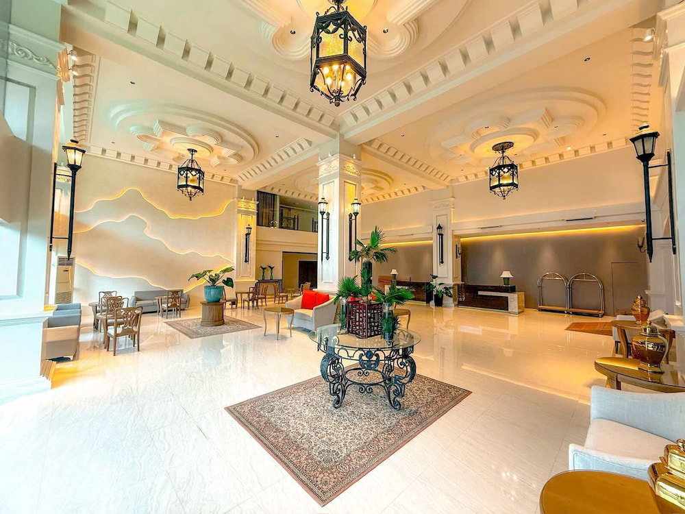 Vermillion Hotel, Philippines