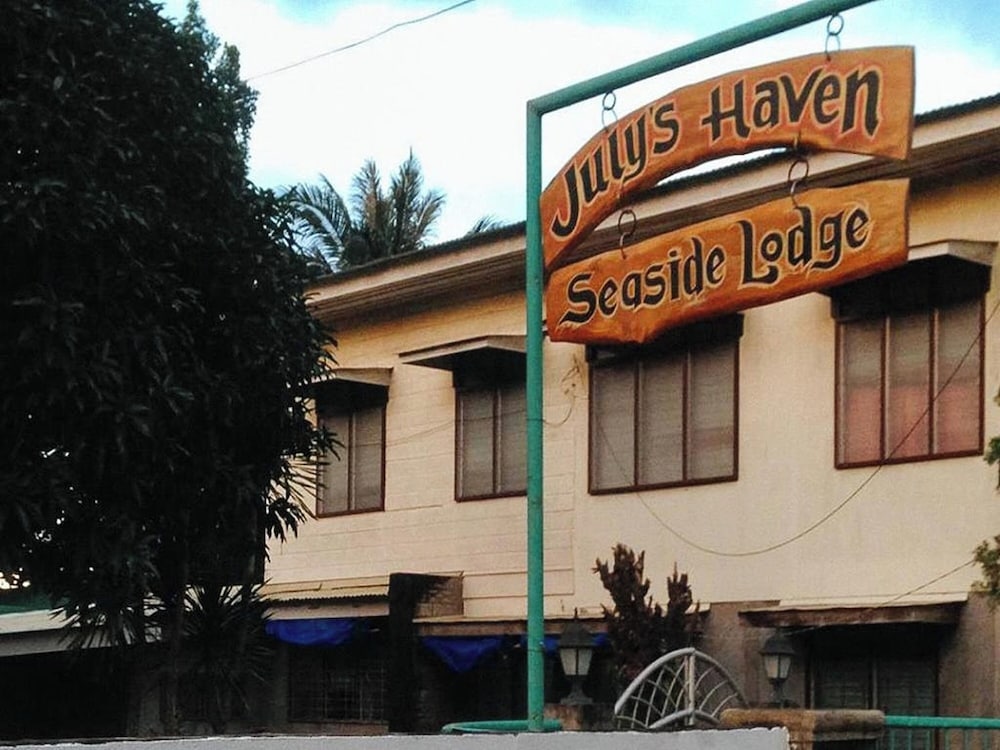 Hotel · July'S Haven Seaside Pension Camiguin, Mambajao