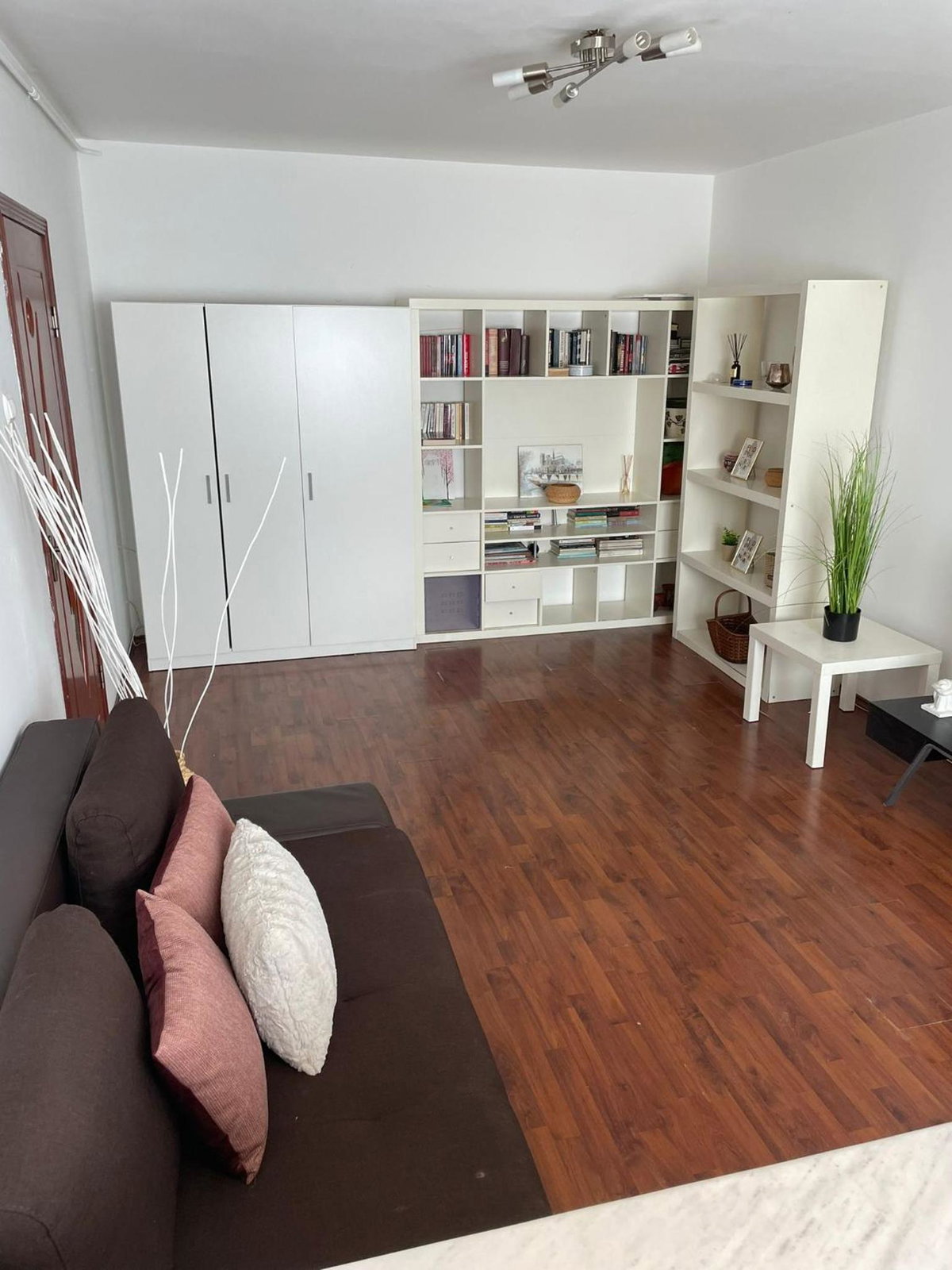 Apartament 2 camere, decomandat, Piata Unirii, Romania