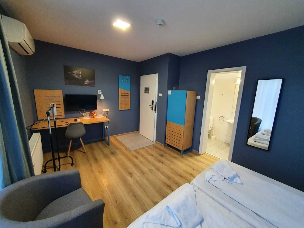 Hotel · Urban Point, Sfantu Gheorghe