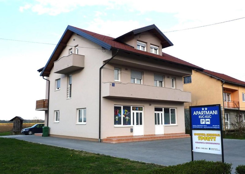 Kuc kuc apartmani, Karlovac, Croatia