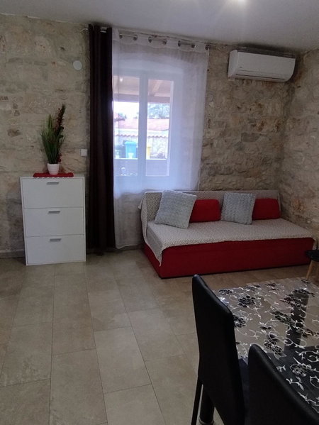 Apartmani Memić 100 m do plaže, APARTMENTS MEMIĆ ONLY 100M FROM BEACH, Poreč, Croatia