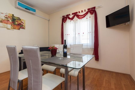 Apartman Mladenka, Sukošan, Croatia