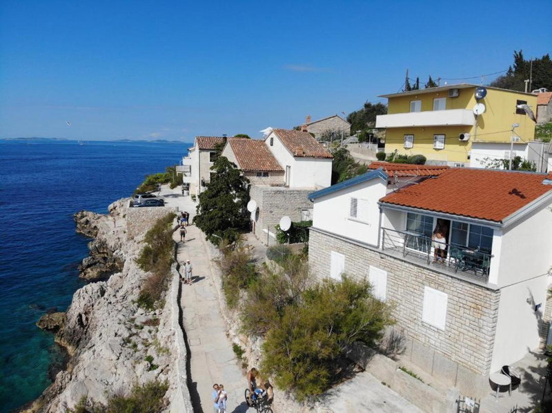 Apartment Svemir, Primošten, Croatia