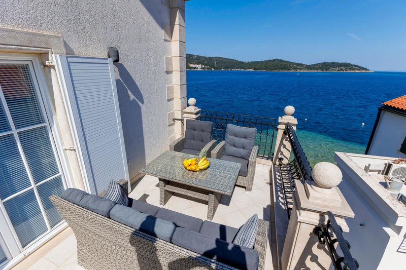 Seafront Apartment Duo, Vis, Croatia