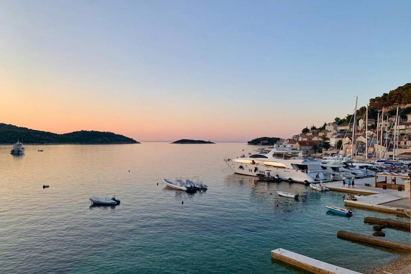 Seafront Apartment Duo, Vis, Croatia