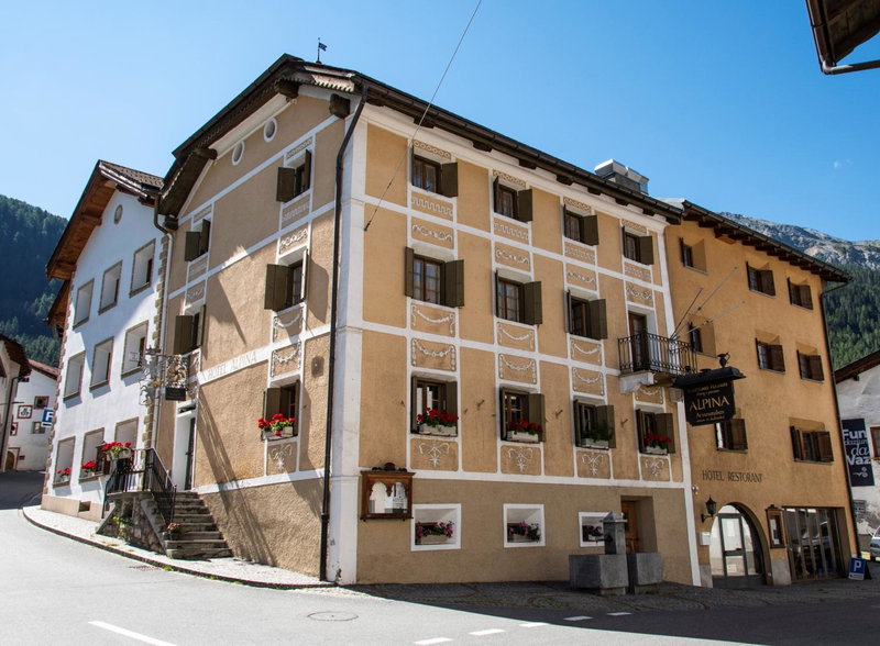 Alpina Hotel-Apartments, Sta Maria Val Müstair, Switzerland