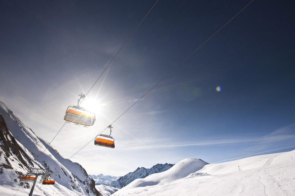 Hotel des Alpes, Switzerland