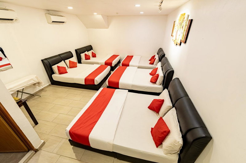 Mary J Hotel Family 10 pax room, Kota Bharu, Malaysia