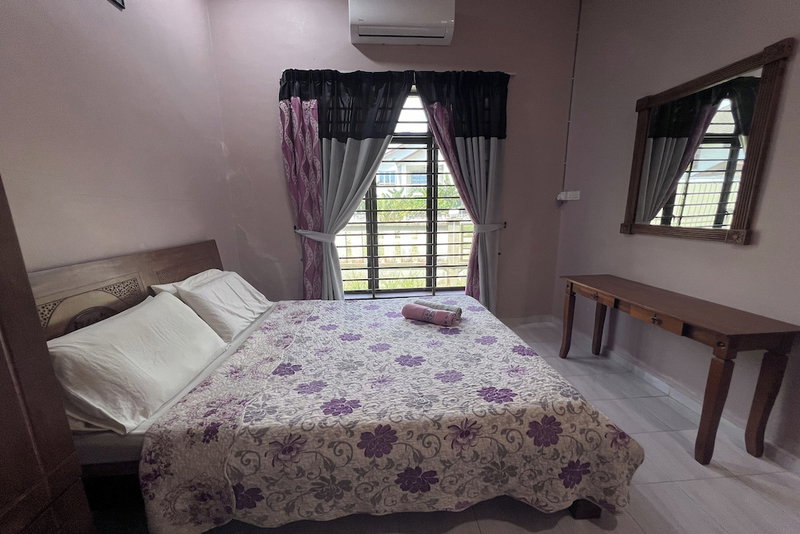 Nurbayu Villa (3 and 4 bedroom Villa) Kemaman, Chukai, Malaysia