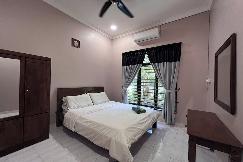 Nurbayu Villa (3 and 4 bedroom Villa) Kemaman, Chukai, Malaysia