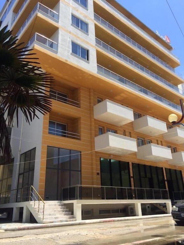 Sun Hotel, Albania