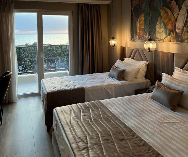 Premium Sunrise, Golem, Albania