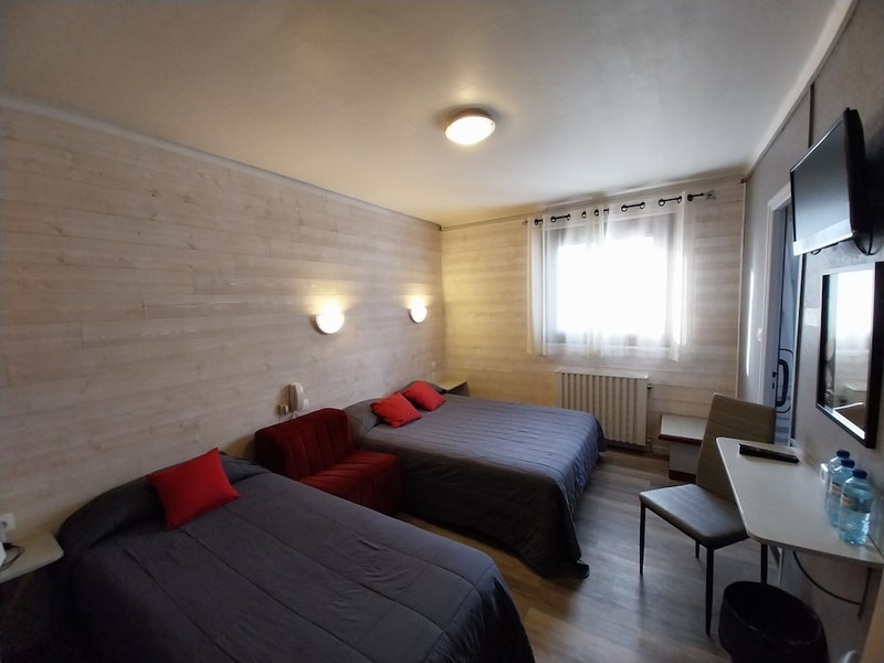 Oustalet, Font-Romeu-Odeillo-Via, France