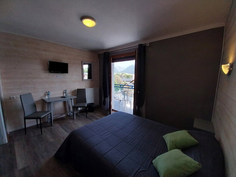 Oustalet, Font-Romeu-Odeillo-Via, France