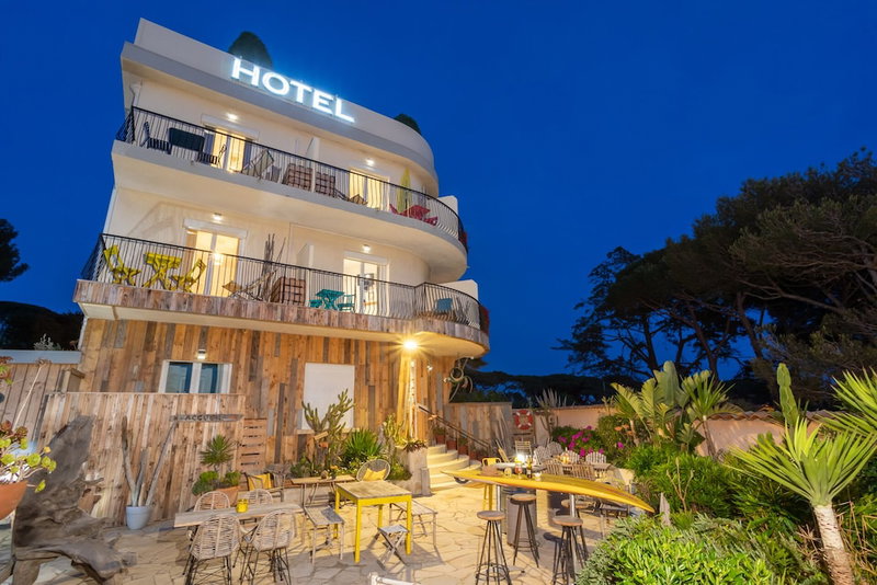 Hôtel Almanarre Plage, Hyères, France