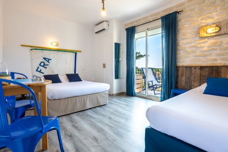 Hôtel Almanarre Plage, Hyères, France