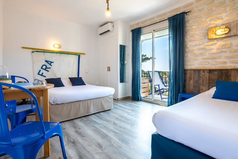Hôtel Almanarre Plage, Hyères, France