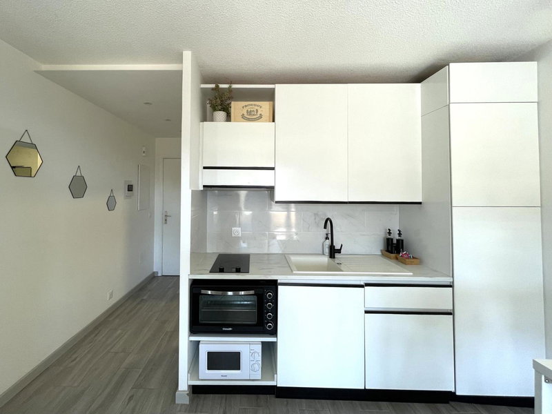 NEW Studio, Pool and Sea View • Close to Monaco, Beausoleil, France