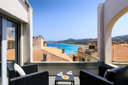 Residence Pidrinella, LʼÎle-Rousse, France