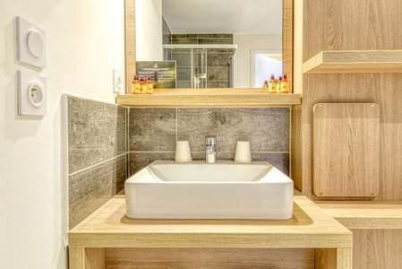 Aparthotel Adagio Access Saint Nazaire, Saint-Nazaire, France