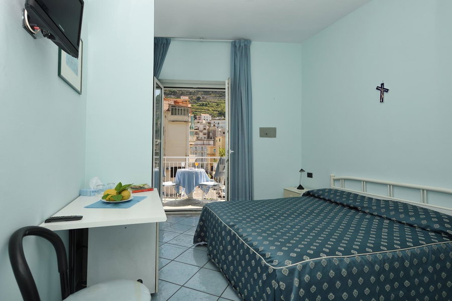 Maison Raphael, Minori, Italy