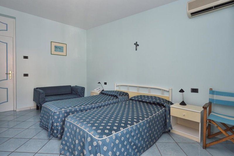 Maison Raphael, Minori, Italy