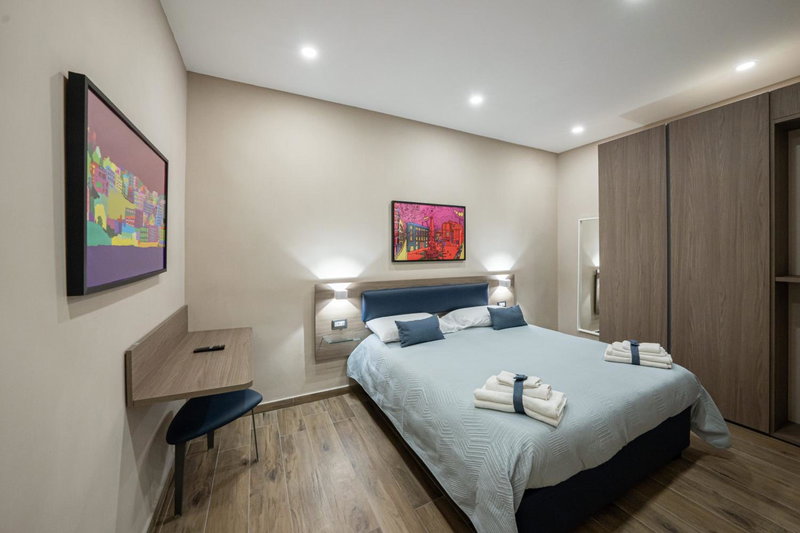 Famalu apartments, Naples, Italy