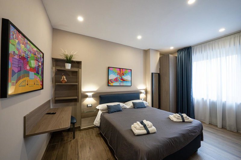 Famalu apartments, Naples, Italy