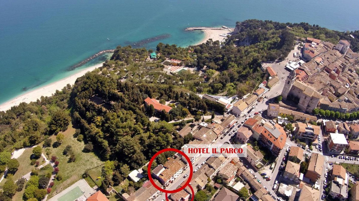 Hotel "Il Parco" B&B Sirolo, Italy