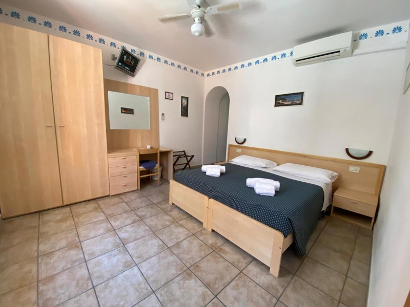 Hotel "Il Parco" B&B Sirolo, Sirolo, Italy