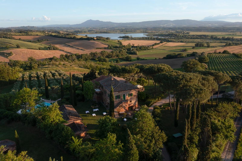 Villa Cozzano, Pozzuolo, Italy