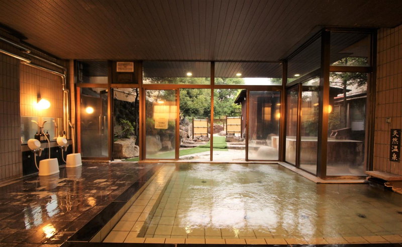 Hotel Hatta, Fuefuki, Japan