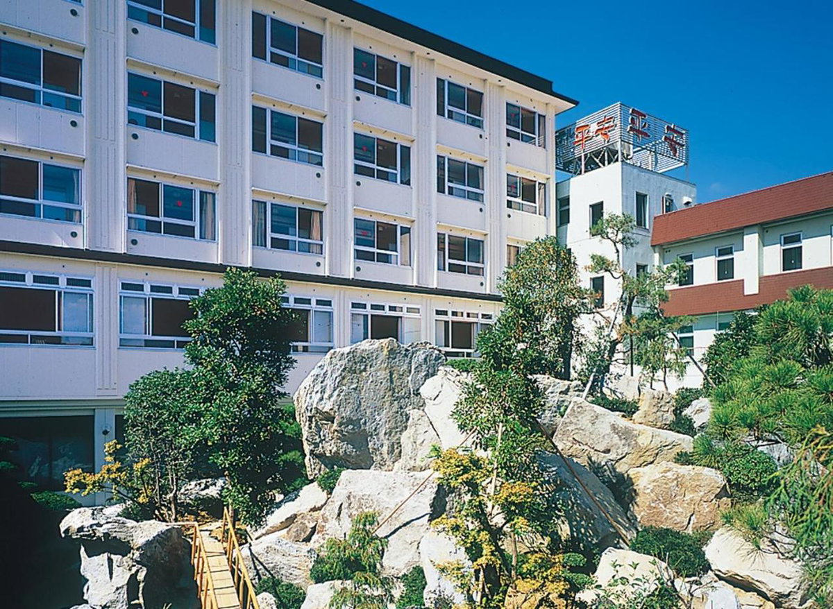 Hotel Heian, Japan