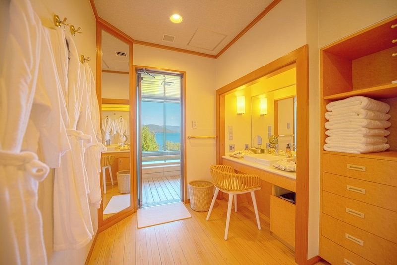 premium-lake-toya, Toyako, Japan