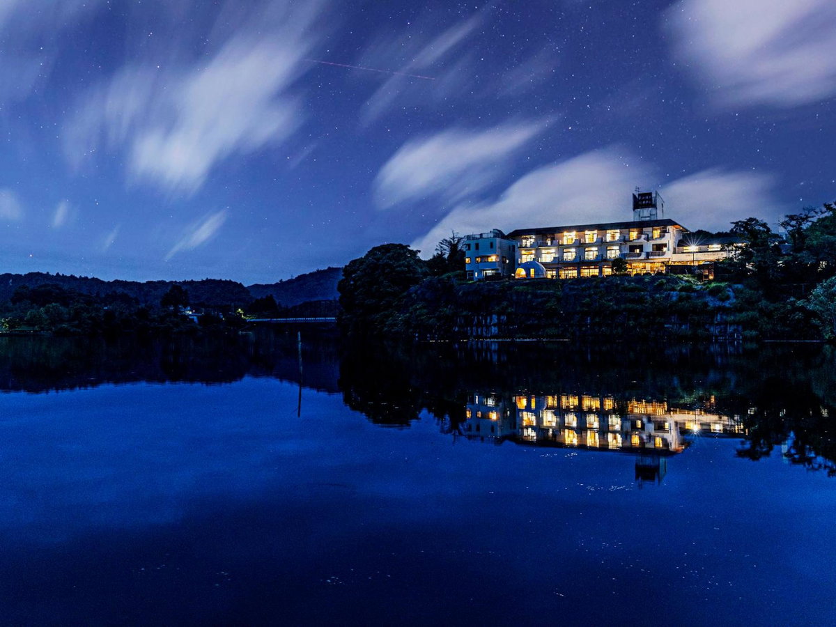 Kameyama Onsen Hotel, Japan