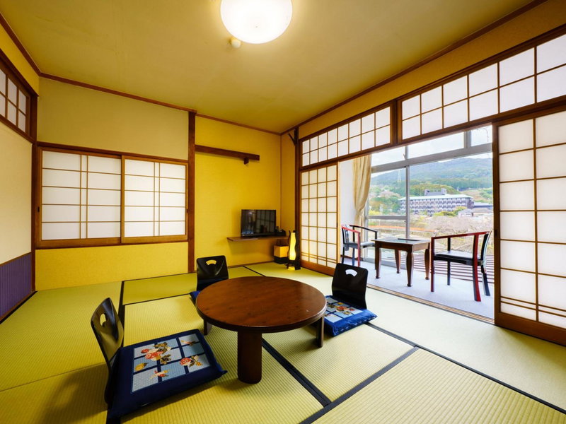 Ureshino Onsen Kotobukiya, Ureshino, Japan