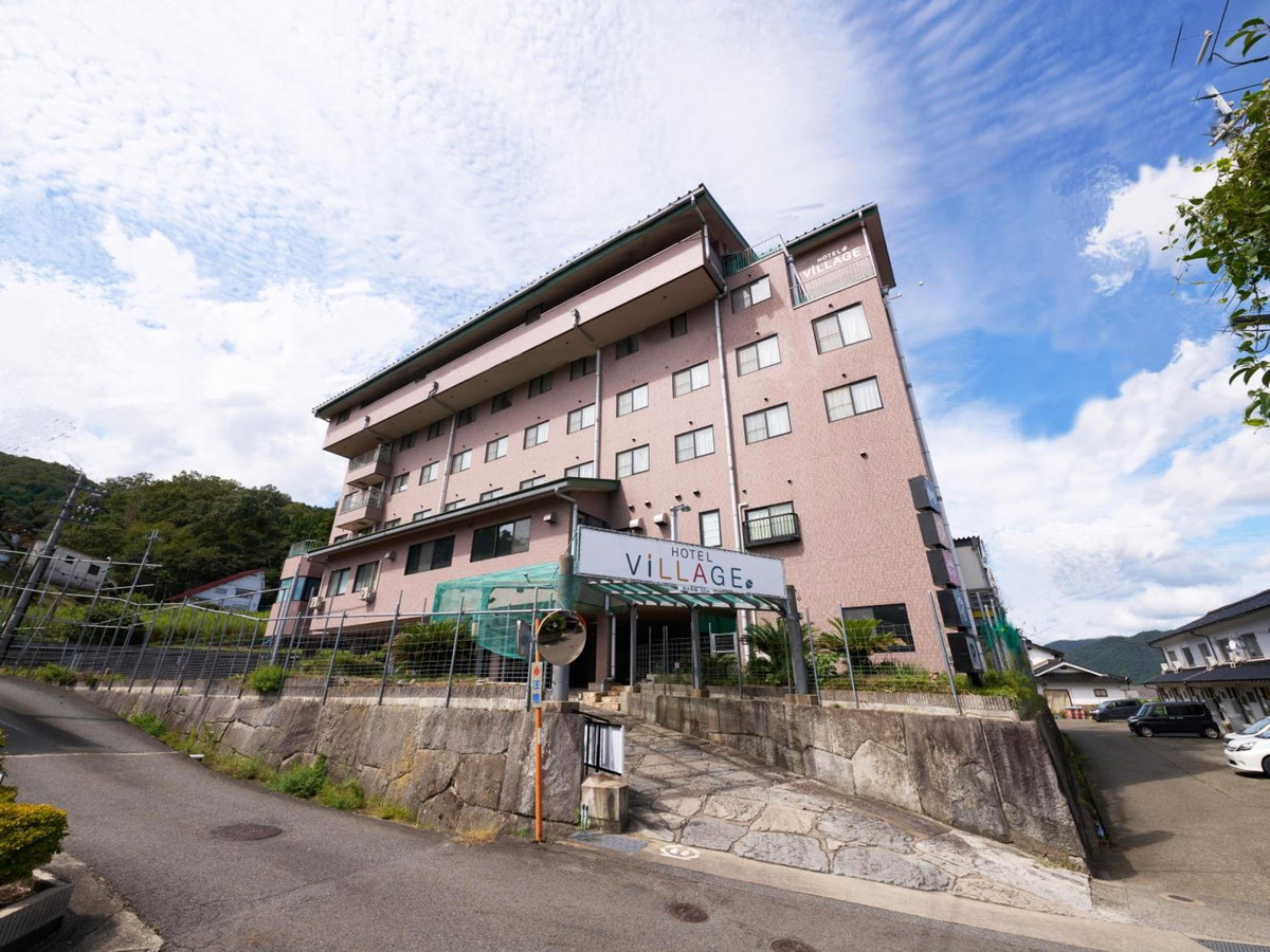 Hotel Village, Japan
