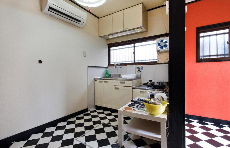 Hakko Ichiu, Osaka, Japan