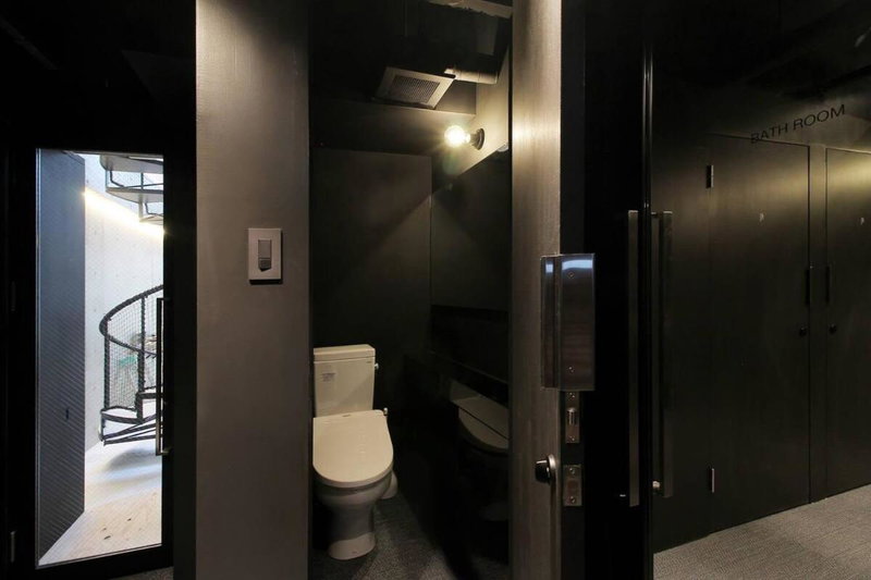 b hotel Small Hotel - Hondori shopping arcade, Hiroshima, Japan
