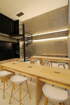 b hotel Small Hotel - Hondori shopping arcade, Hiroshima, Japan