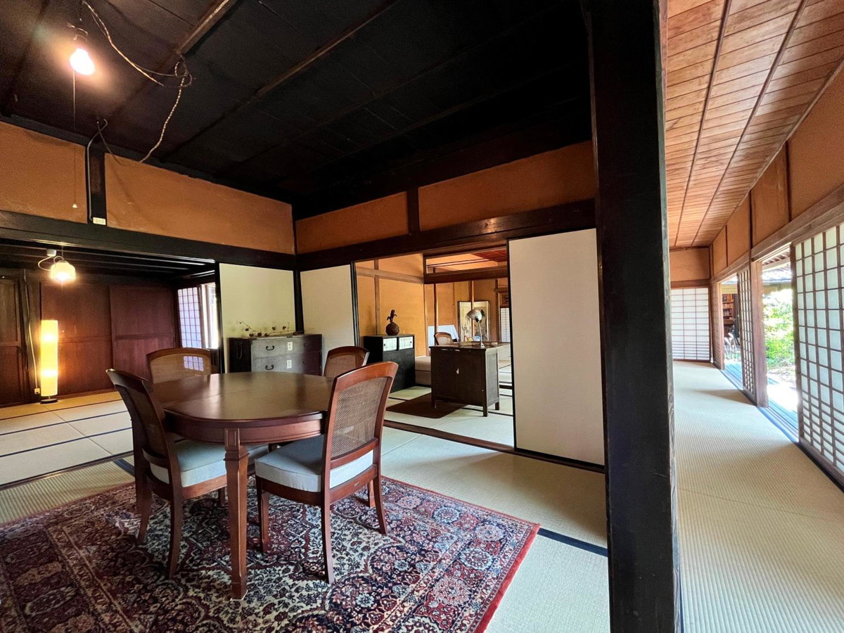 Guest House Shimoze Agematsu, Japan