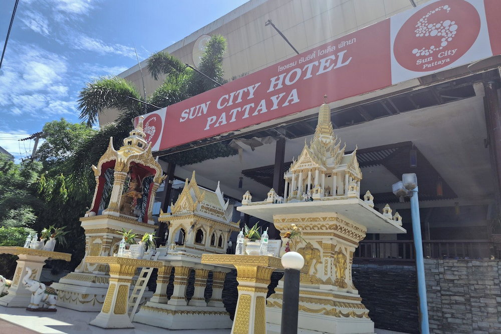 Suncity Hotel Pattaya, Thailand