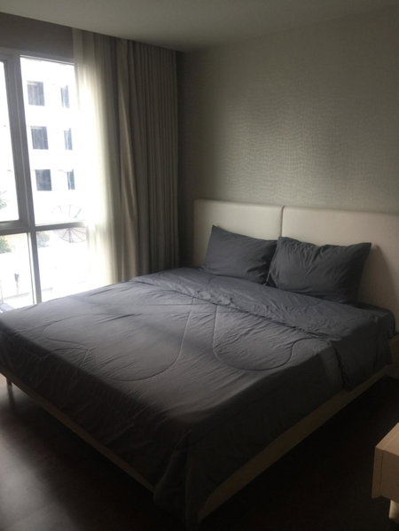 Livat 5, Makkasan, Thailand
