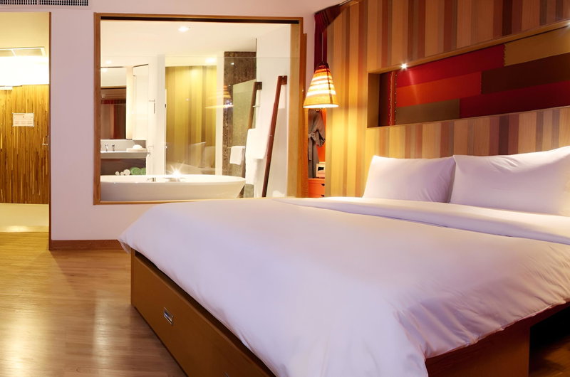 Patong Beach Hotel, Bataypora, Thailand
