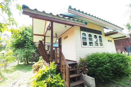 Baan Suanjarean Resort, Samut Songkhram, Thailand