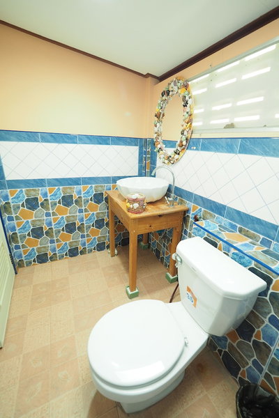 Baan Suanjarean Resort, Samut Songkhram, Thailand