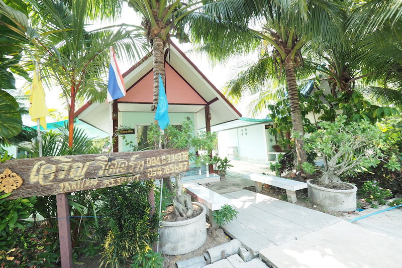 Baan Suanjarean Resort, Samut Songkhram, Thailand