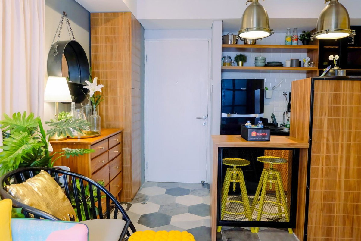 Modern and Stylish 2BR Pakubuwono Terrace Apartment By Travelio, Indonesia