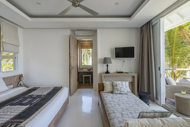 Purist Beach, Ceningan Island, Indonesia